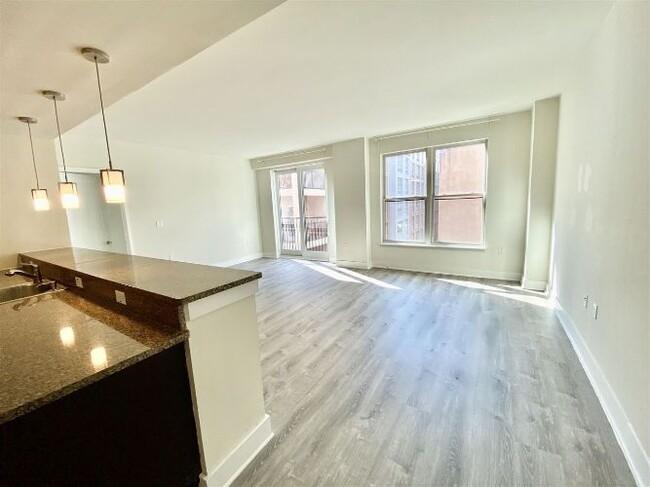 253 Washington St-Unit -601 in Jersey City, NJ - Foto de edificio - Building Photo