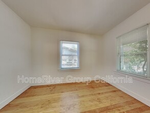 5024 10th Ave in Sacramento, CA - Building Photo - Building Photo