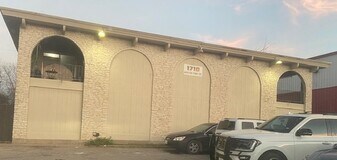 1710 Wooten Park Dr in Austin, TX - Building Photo