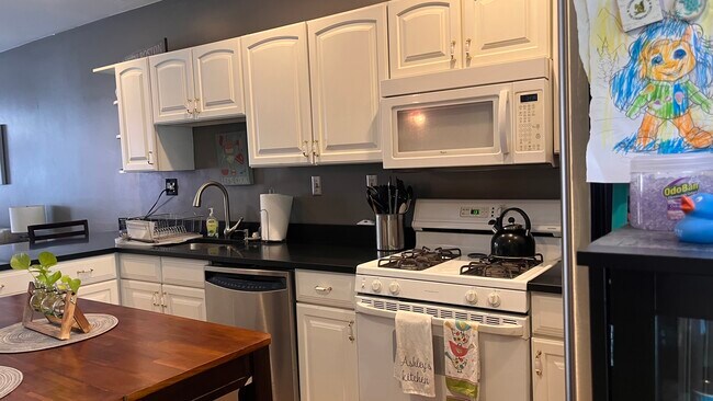 771 E 6th St, Unit 1