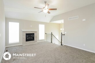 235 Jenny Ln in Raymore, MO - Building Photo - Building Photo