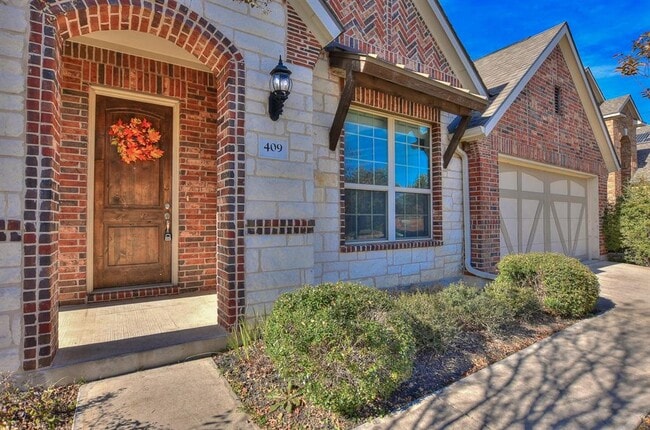 409 Bluehaw Dr in Georgetown, TX - Building Photo - Building Photo