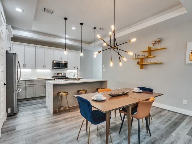 property at 1118 Bunton St