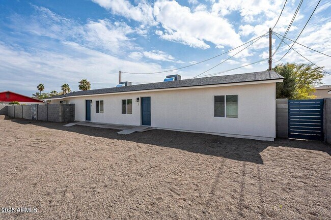 5039 N 18th Ave in Phoenix, AZ - Building Photo - Building Photo