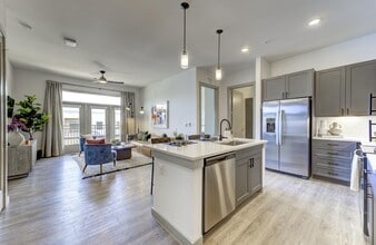 The Goodwin Apartments in Austin, TX - Building Photo - Building Photo