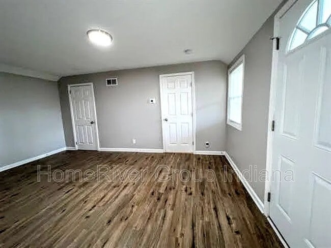 226 Clay St in New Albany, IN - Foto de edificio - Building Photo