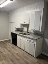 7202 Carver Ave in Texas City, TX - Building Photo - Building Photo