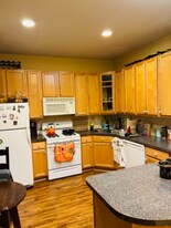 2120 W Warner Ave, Unit 1w in Chicago, IL - Building Photo