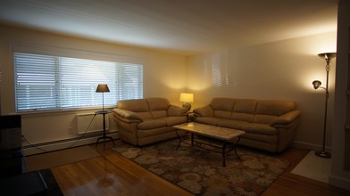 148 Cypress St in Providence, RI - Foto de edificio - Building Photo