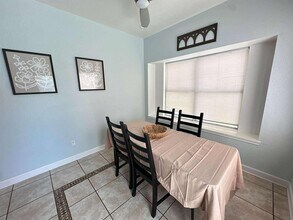 9521 Rodeo Dr in Irving, TX - Building Photo - Building Photo