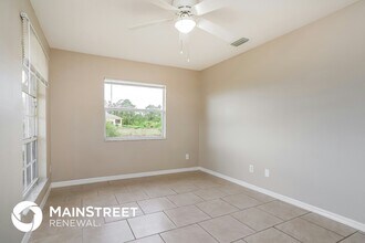 1032 Halby Ave S in Lehigh Acres, FL - Building Photo - Building Photo