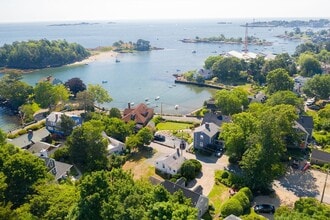 11 Gingerbread Hill in Marblehead, MA - Building Photo - Building Photo