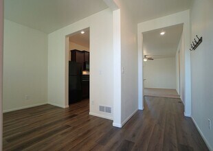 6214 Meadowbank Ln in Colorado Springs, CO - Building Photo - Building Photo