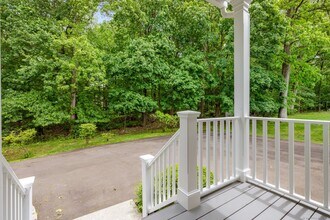 83 Camp Ave in Darien, CT - Building Photo - Building Photo