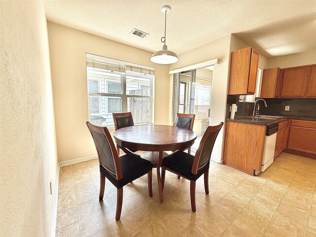 property at 2722 Kelly Brook TR