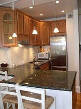 21 Beacon, Unit 5J in Boston, MA - Building Photo - Building Photo