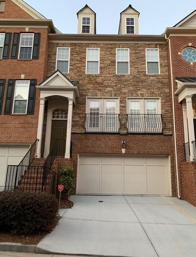 property at 2842 Loftview Square