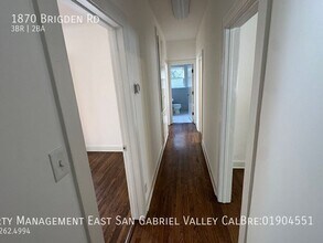 1870 Brigden Rd in Pasadena, CA - Building Photo - Building Photo
