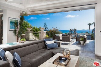 438 Bent St in Laguna Beach, CA - Building Photo - Building Photo