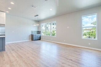 2324 Kellie Brooke Rd in Spicewood, TX - Building Photo - Building Photo