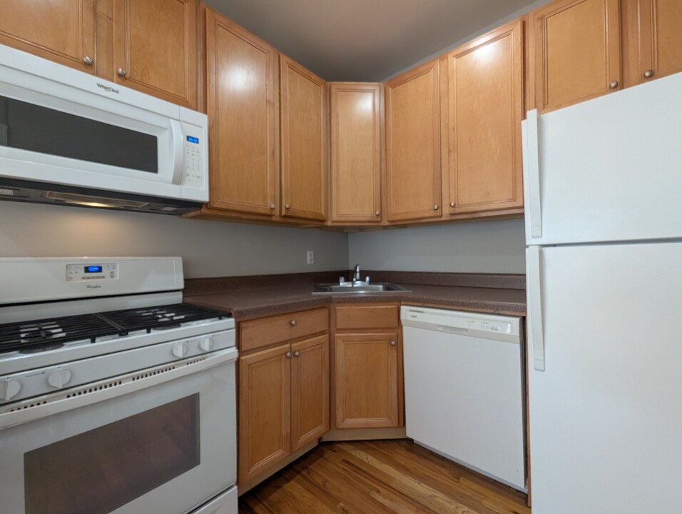 4805 N Wolcott Ave, Unit 3A in Chicago, IL - Building Photo