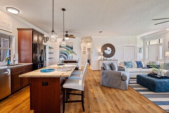 4 Susan Pl in Palm Coast, FL - Building Photo - Building Photo