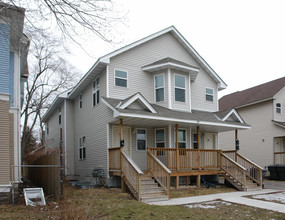 55 NE Lowry Ave in Minneapolis, MN - Building Photo - Building Photo