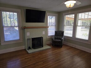 1466 E Hernandez St in Pensacola, FL - Building Photo - Building Photo