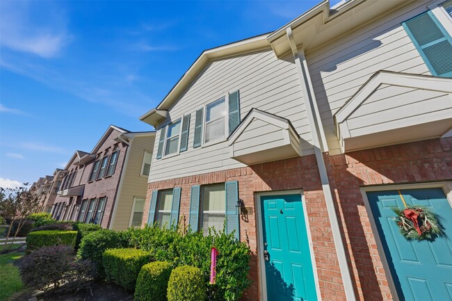 1929 Kemah Village Dr