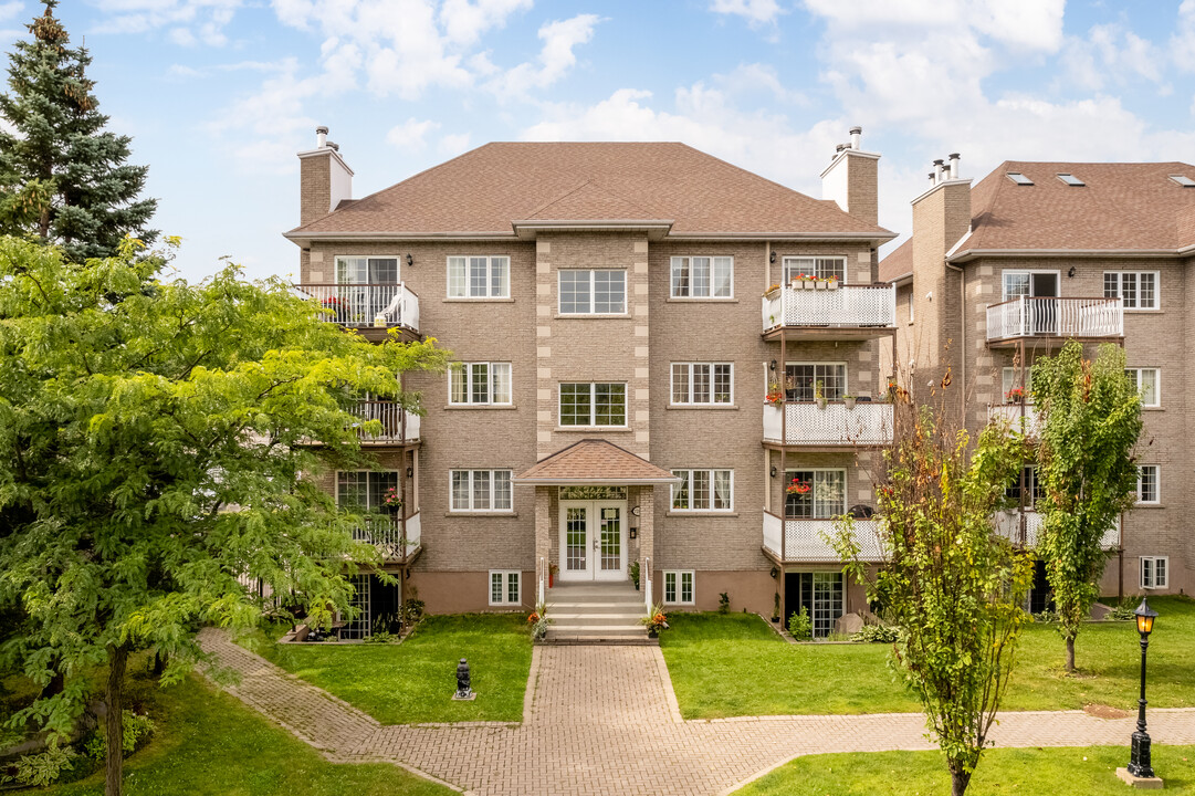 7263 Chouinard Av in Montréal, QC - Building Photo