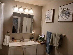 28 1/2 Grove St in Salem, MA - Building Photo - Building Photo