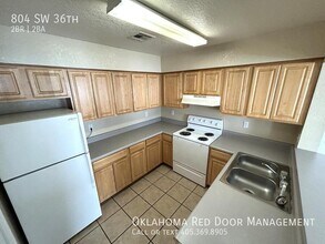 804 SW 36th St, Unit 4802 in Moore, OK - Building Photo - Building Photo