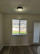 624 Berrydale Ave in Medford, OR - Building Photo - Building Photo