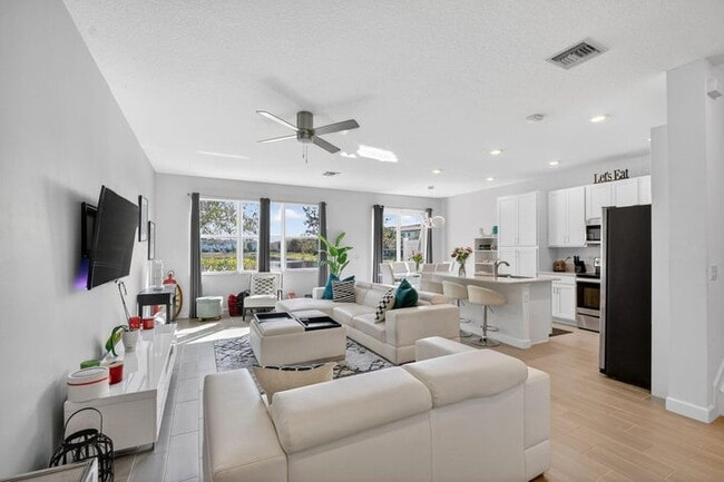 4790 Navali Dr in Wellington, FL - Building Photo - Building Photo