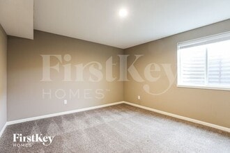 21902 Crystal Ave in Peculiar, MO - Building Photo - Building Photo