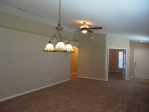 18025 Cypress Bay Pky in Land O Lakes, FL - Building Photo - Building Photo