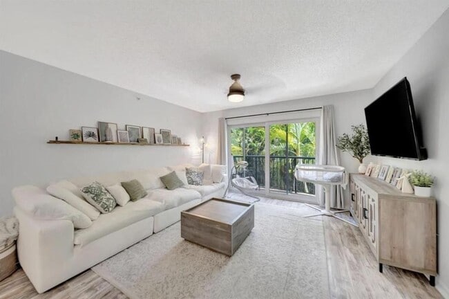 property at 2125 SE 10th Ave