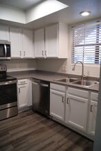 5950 N 78th St, Unit 111 in Scottsdale, AZ - Building Photo - Building Photo