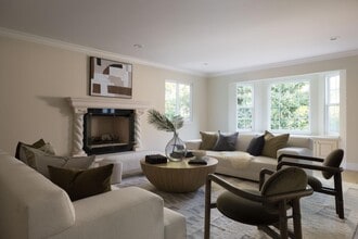 10 Meadow Ln in Atherton, CA - Building Photo - Building Photo