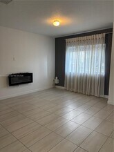 355 NW 12th Ave in Florida City, FL - Building Photo - Building Photo