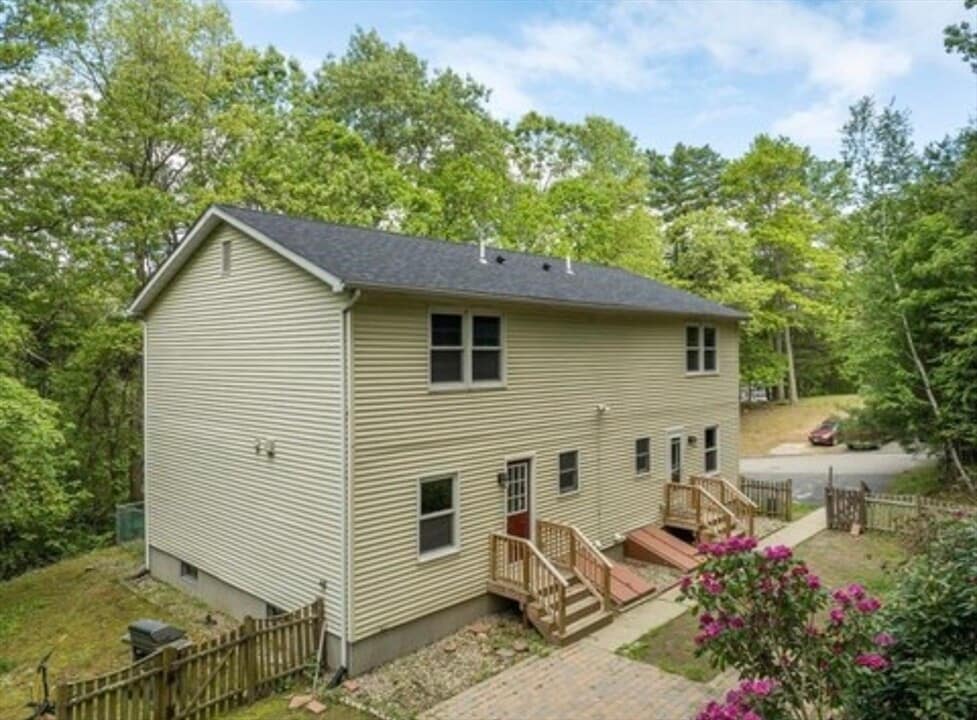 65-67-67 Summer St in Palmer, MA - Building Photo