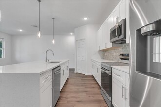 3664 Ribera Ave in North Port, FL - Building Photo - Building Photo