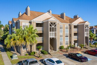 Seasons in Kenner, LA - Foto de edificio - Building Photo