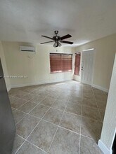 2000 Monroe St in Hollywood, FL - Building Photo - Building Photo