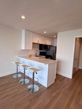 20656 Pacific Coast Hwy in Malibu, CA - Building Photo - Building Photo