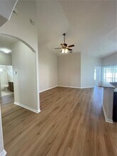 3849 Washburn Pl, Unit 281 in Wesley Chapel, FL - Foto de edificio - Building Photo