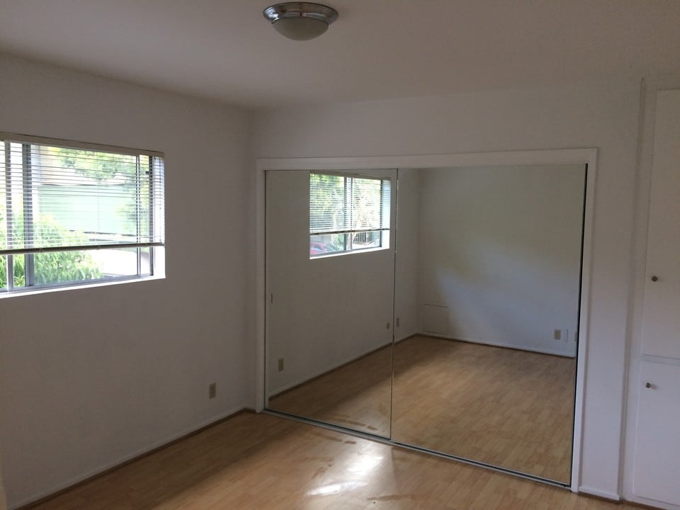 2206 Echo Park Ave in Los Angeles, CA - Building Photo