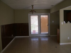 321 Monica Dr in Garland, TX - Building Photo - Building Photo