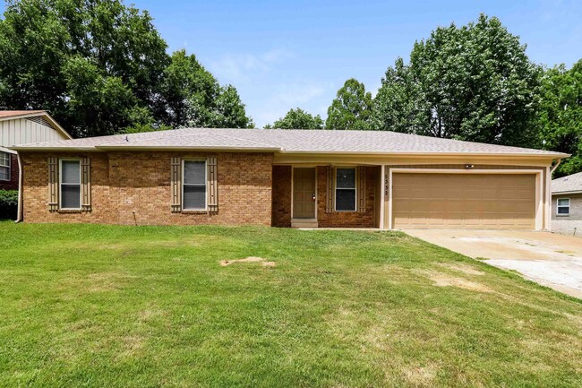 property at 5352 Patrick Henry Dr