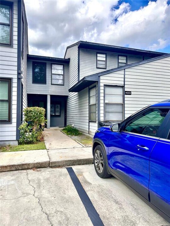 4333 SW 20th Ln in Gainesville, FL - Building Photo